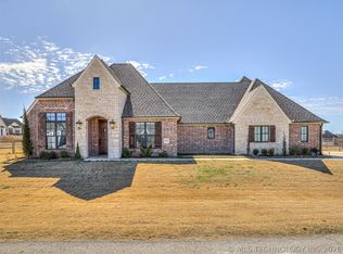 30922 E 67th St S, Broken Arrow, OK 74014