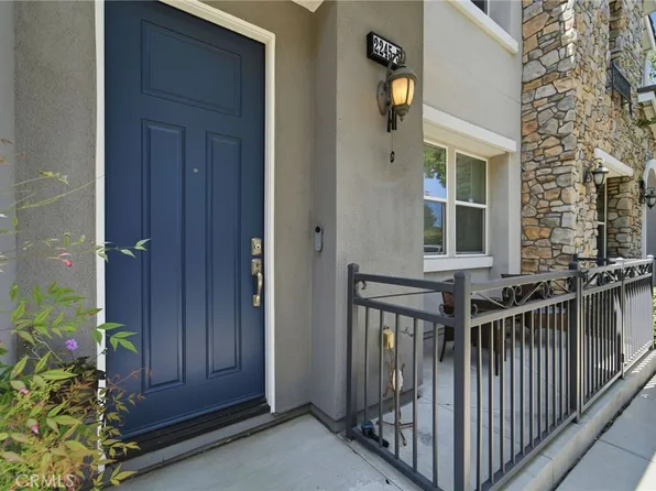 2245 Rolling River Ln Unit 5, Simi Valley, CA 93063