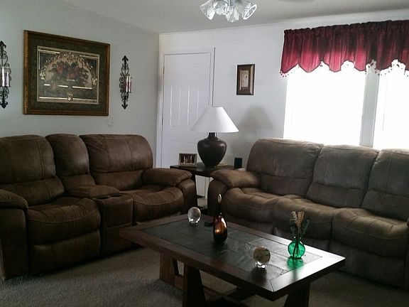 4th image of 14529 Tulipan Ct