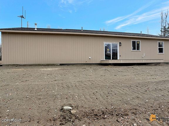 5th image of 2586 N Dana Ct