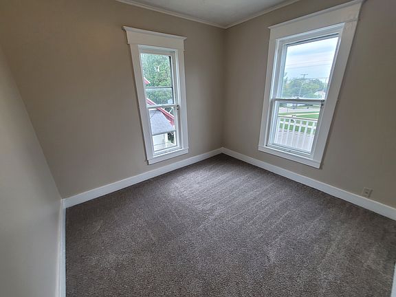 4th image of 1353 Garfield Ave NW APT 2