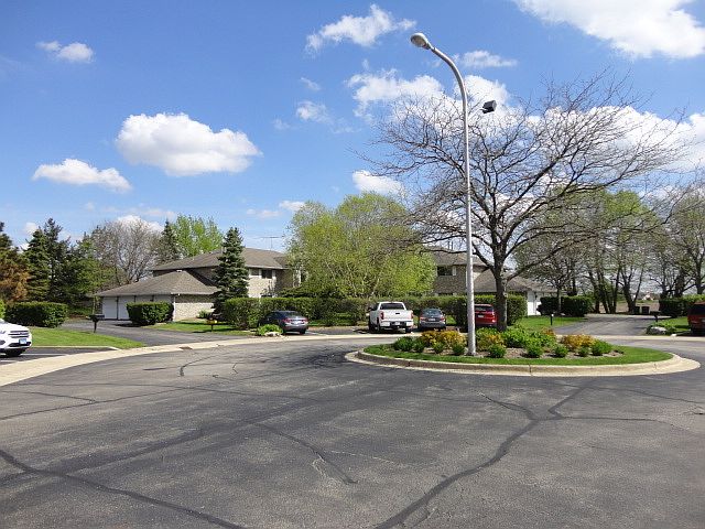 1st image of 355 Loyola Dr APT B
