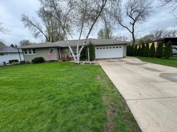 1325 Crestview Rd, Albert Lea, MN 56007