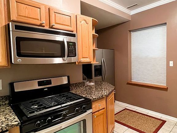 5th image of 4455 N Albany Ave APT 1N