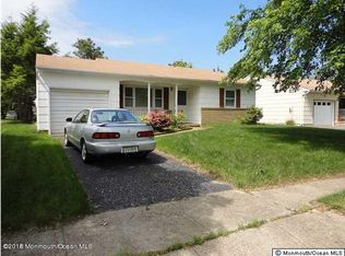 52 Westbrook Dr, Toms River, NJ 08757