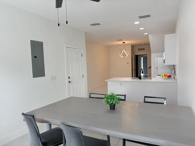 1017 Creek Park Dr #1017 — Photo 6