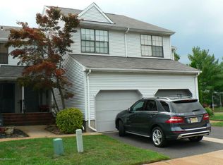 127 Chestnut Way, Manalapan, NJ 07726