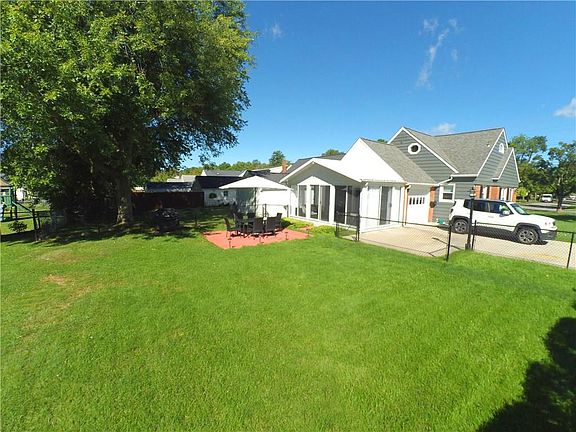 4th image of 287 E Prospect Ave
