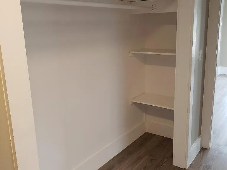 821 Islington St #2 — Photo 12
