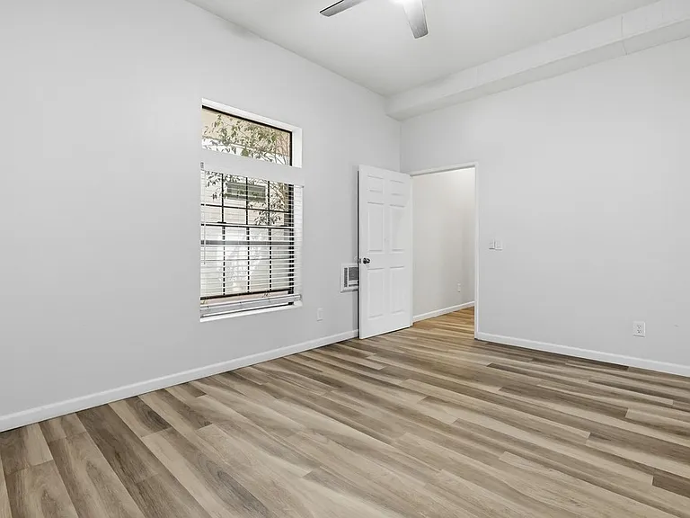 270 Dahlia Ave #9-1 — Photo 22