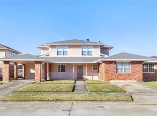 6844 Glengary Rd, New Orleans, LA 70126