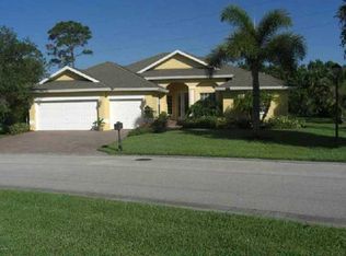 2280 3rd Pl SW, Vero Beach, FL 32962