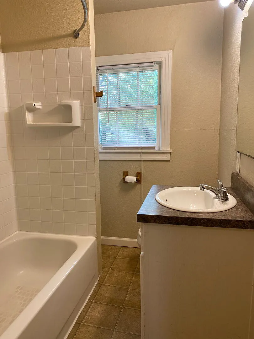 506 N. Lamar, Weatherford, TX 76086 — Photo 4