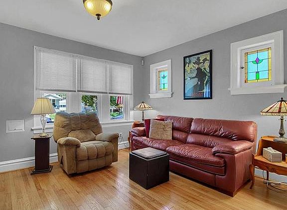 4th image of 5716 Leona St