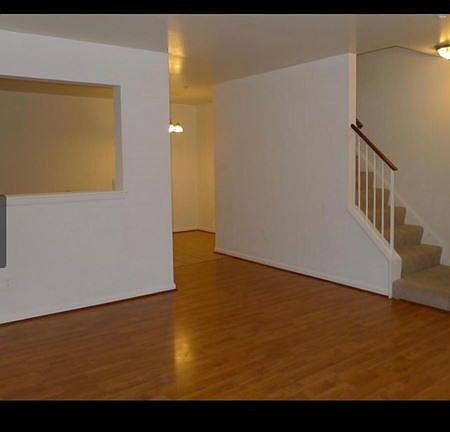 3rd image of 19122 Highstream Dr