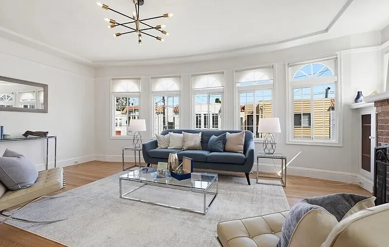 2 bed, 1.0 bath, 1175 sqft, $3,300 — Photo 2