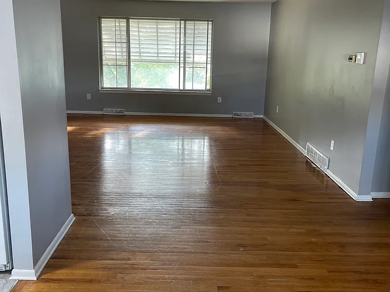 8120 Whittington Dr #UP — Photo 3