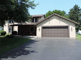 200 Saint Andrews Dr, Rochester, NY 14626