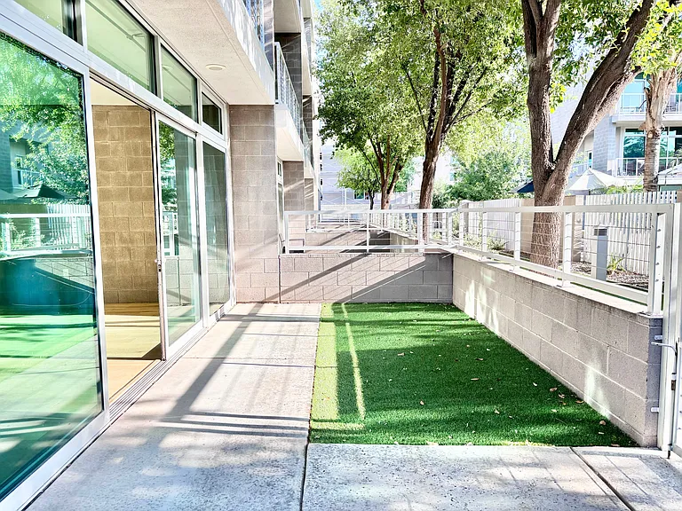 364 S Farmer Ave #364 — Photo 34