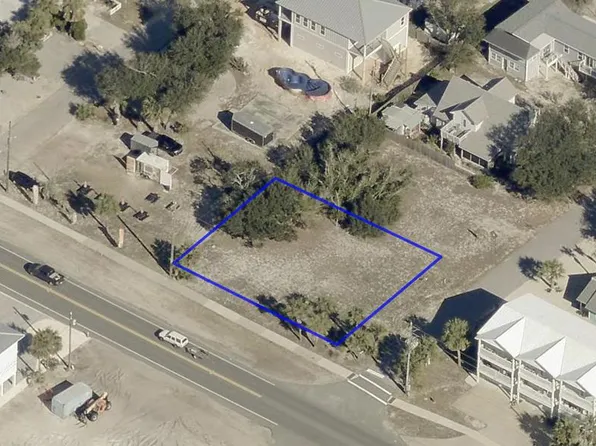 101 N 26th St, Mexico Beach, FL 32456