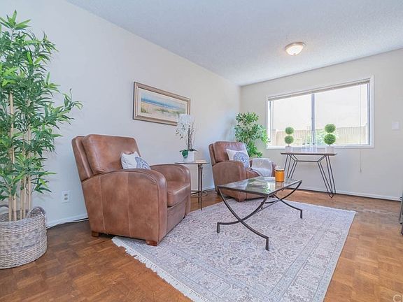 5th image of 4557 Ironwood Ave