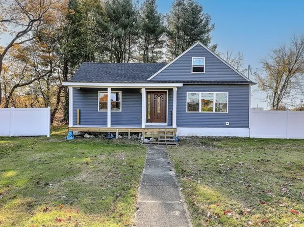 5 Colfall St, Seekonk, MA 02771