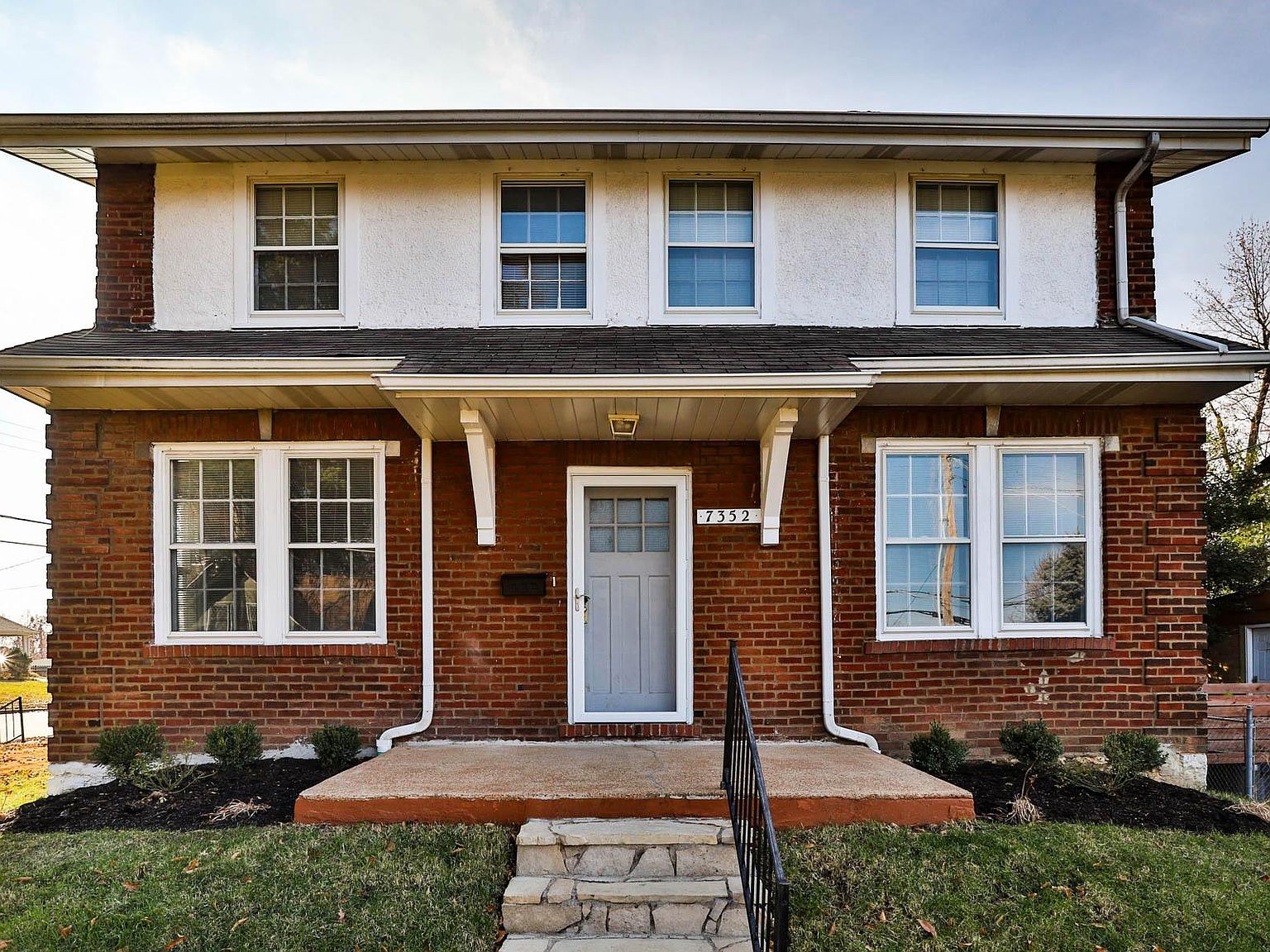 7352 La Veta Ave, Saint Louis, MO 63117 Zillow