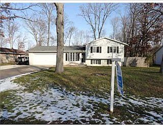 1st image of 18399 Sheffield Ln