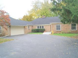 671 86th St, Downers Grove, IL 60516