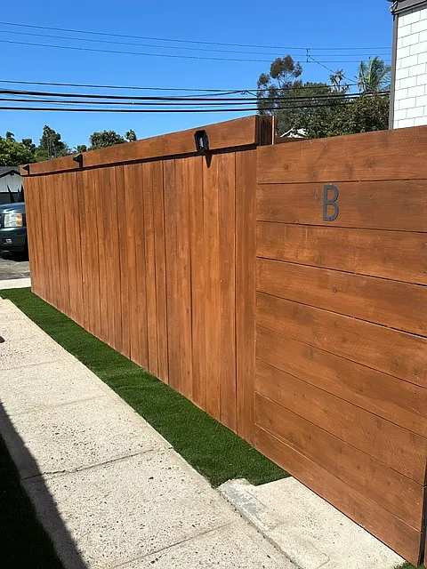 2 bed, 1.5 bath, 1035 sqft, $2,850 — Photo 2