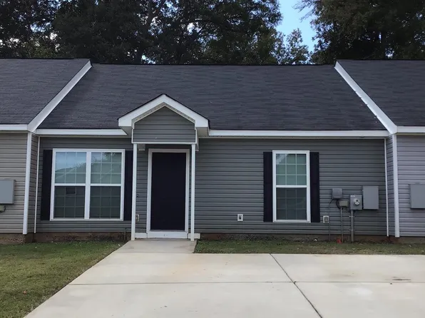108 Pershing Place Ct, Warner Robins, GA 31088