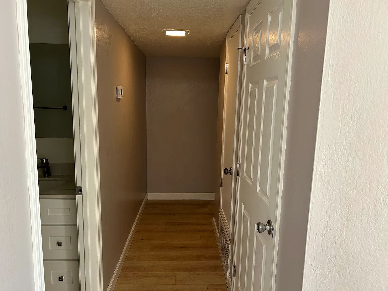 3 bed, 1200 sqft, $2,600 — Photo 2