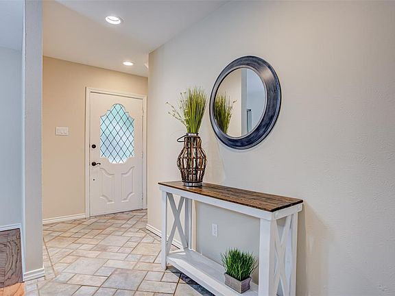 5th image of 9002 Summer Glen Ln
