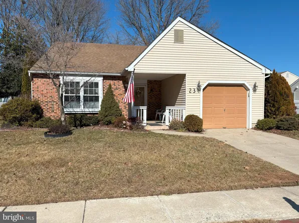 23 Lakebridge Dr, Deptford, NJ 08096