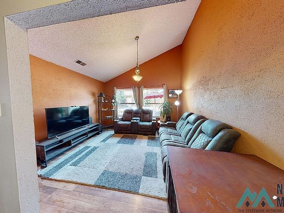 2nd image of 1709 Kiva Dr