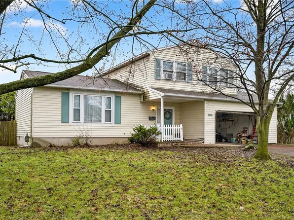 5001 Driftwood Dr, Liverpool, NY 13088