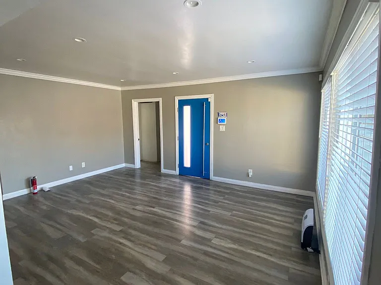 8128 Puritan St — Photo 10