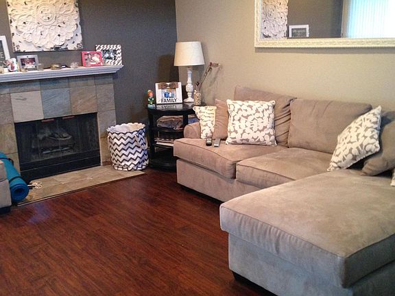 living room (will be unfurnished)