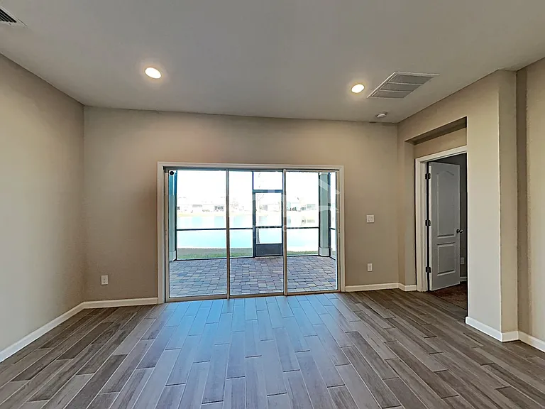 226 Athens Dr — Photo 6