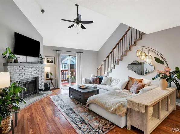 338 Shirley Ridge Dr #338A, Saint Charles, MO 63304