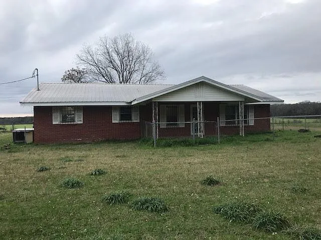 245 Way Rd — Photo 2
