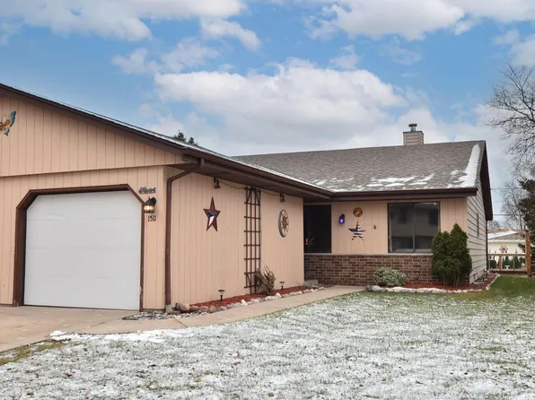 1511 West Plainfield AVENUE, Milwaukee, WI 53221