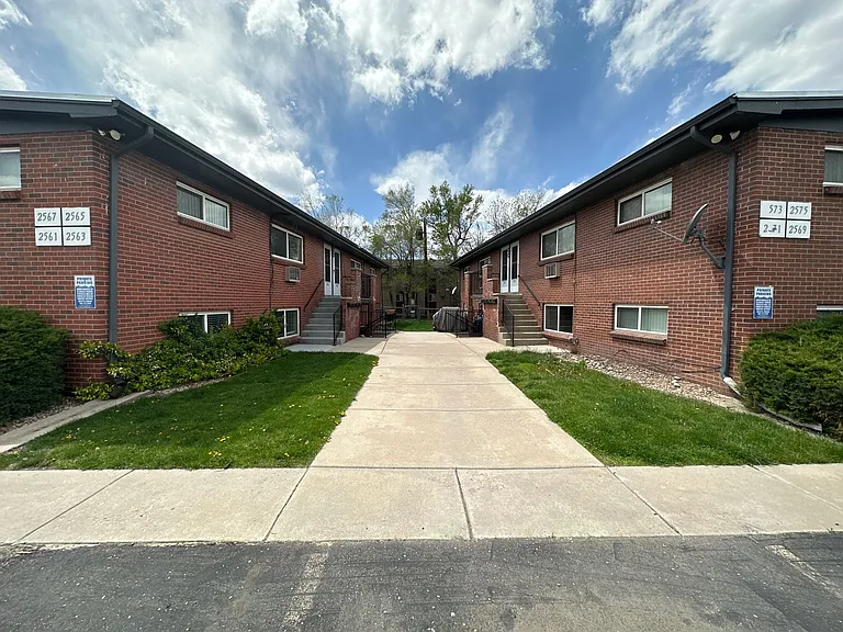 2561 Jellison St #2561 — Photo 15