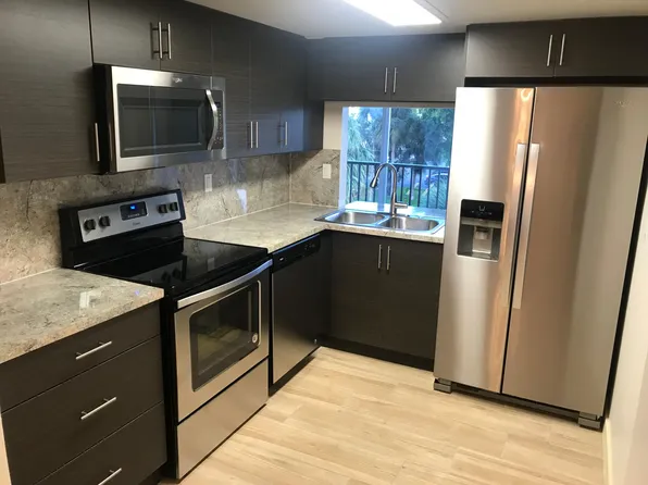 9431 SW 4th St APT 310, Miami, FL 33174