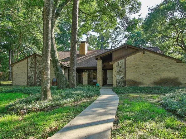 15427 Oaklawn Park Dr, Houston, TX 77069