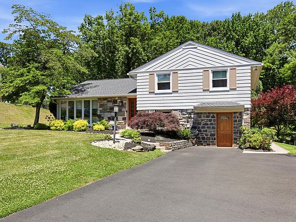 2nd image of 467 Wingate Rd