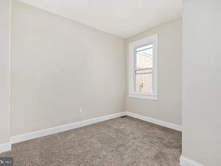 2828 Lake Ave — Photo 13