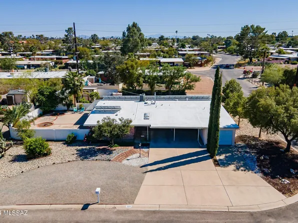 7002 E 2nd St, Tucson, AZ 85710