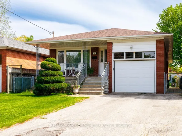 267 Horsham Ave, Toronto, ON M2R 1G5