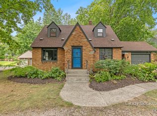 704 Lugers Rd, Holland, MI 49423